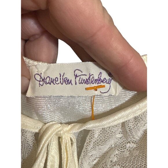Diane Von Furstenberg Vintage Ivory Lace & Satin Nightgown - Size M‎ - Picture 3 of 5